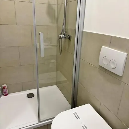 Privatzimmer Mit Bad Im Herzen Von Lejlighed *