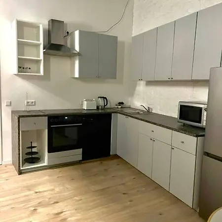 Privatzimmer Mit Bad Im Herzen Von Apartment *